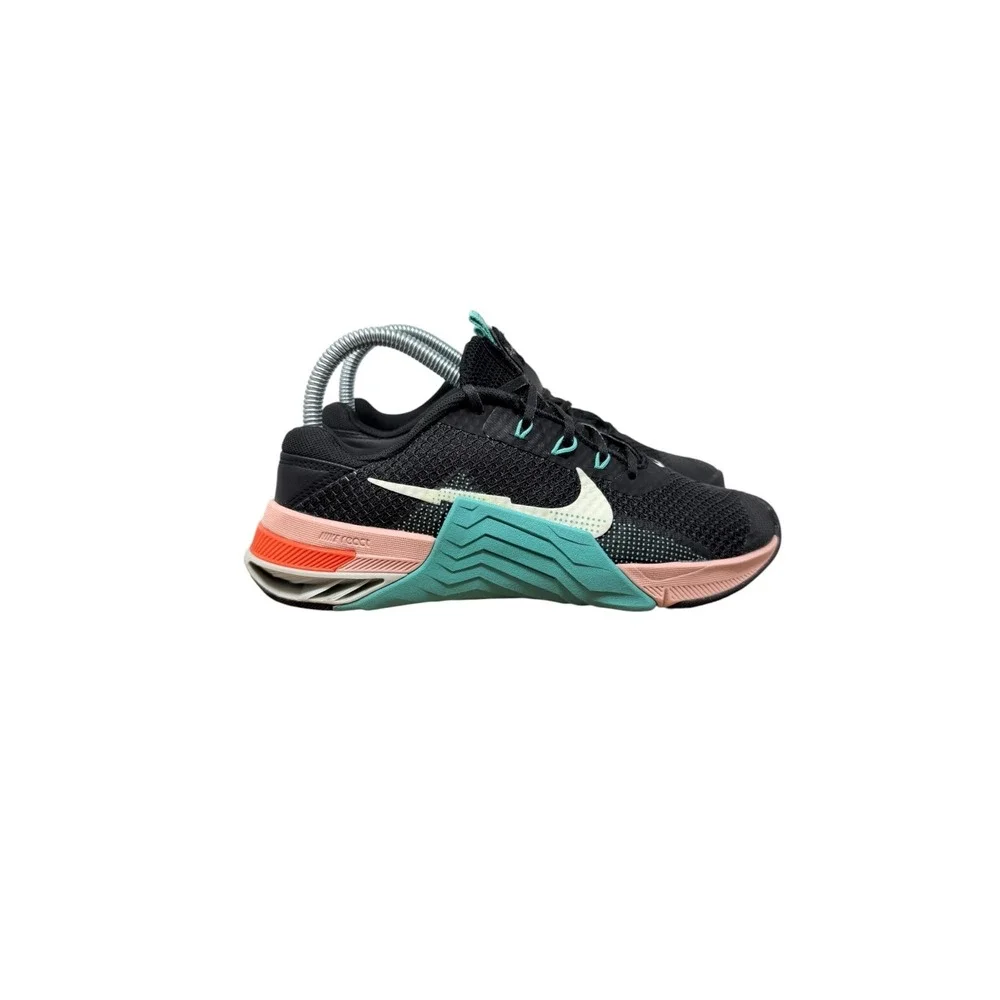 Nike lightweight mesh